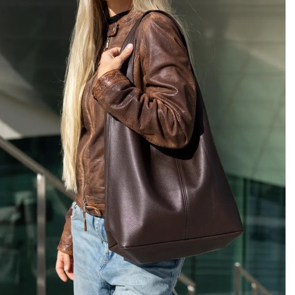 ShopEvelynne Handbags - Made In Italy Boho Leather Tote Bag